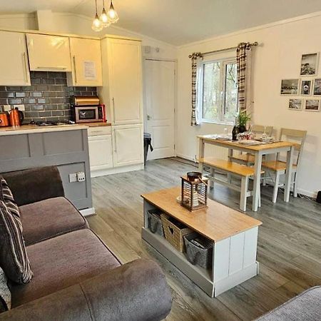Tranquil Lodge Hot Tub And Free Golf Swarland Exteriér fotografie