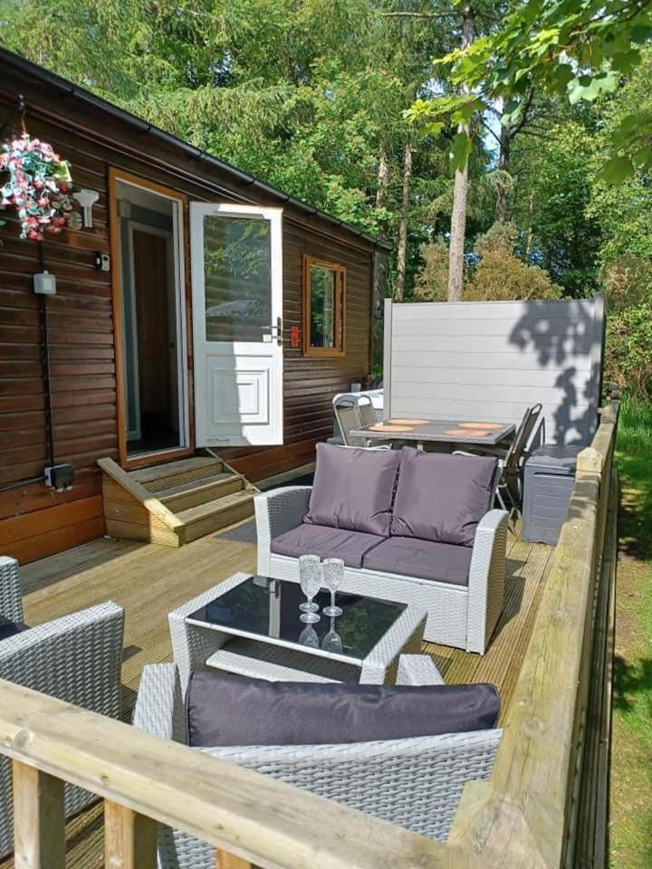 Tranquil Lodge Hot Tub And Free Golf Swarland Exteriér fotografie