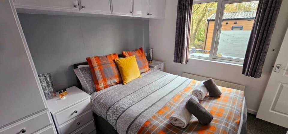 Tranquil Lodge Hot Tub And Free Golf Swarland Exteriér fotografie